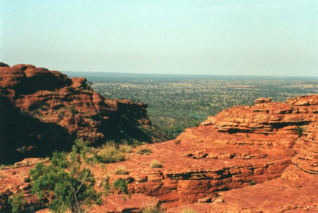 Australia Northern Territory, West Macdonnell Ranges, From platform above King's Canyon, Walkopedia