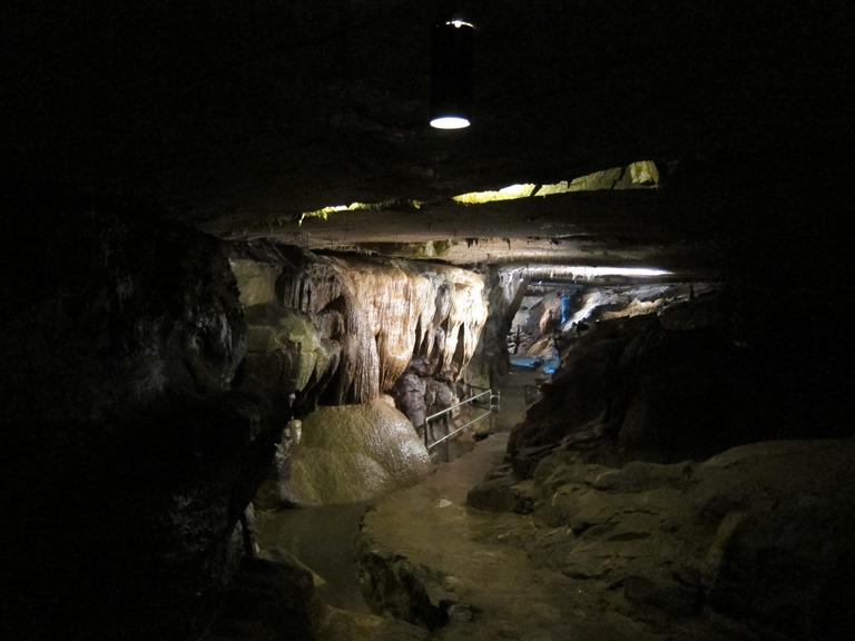 United Kingdom England Yorkshire Dales, Ingleborough, Ingleborough Cave, Walkopedia