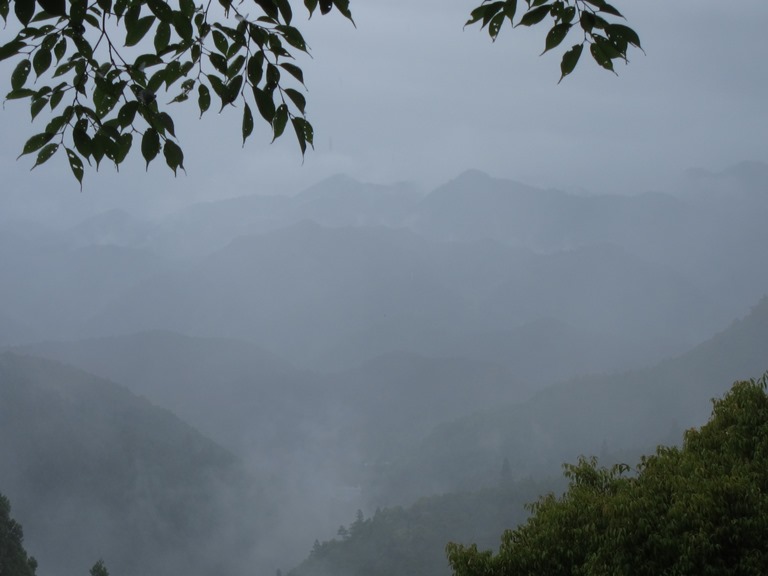 Japan Kansai: Kii Peninsula, Kumano Kodo, Nakahechi -Classic mists , Walkopedia