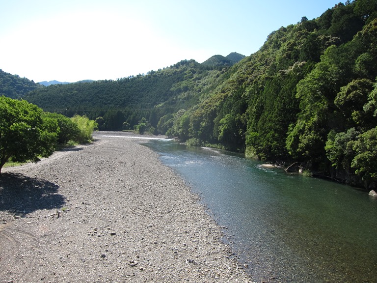 Japan Kansai: Kii Peninsula, Kumano Kodo, Nakahechi -River at Koguchi , Walkopedia