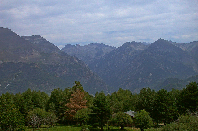 Valle de Tena: © flickr user Jorsym
