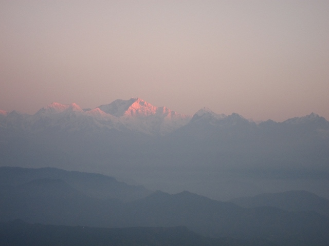 India Sikkim and nearby, Around Darjeeling, Kangchenjunga first rays, Walkopedia