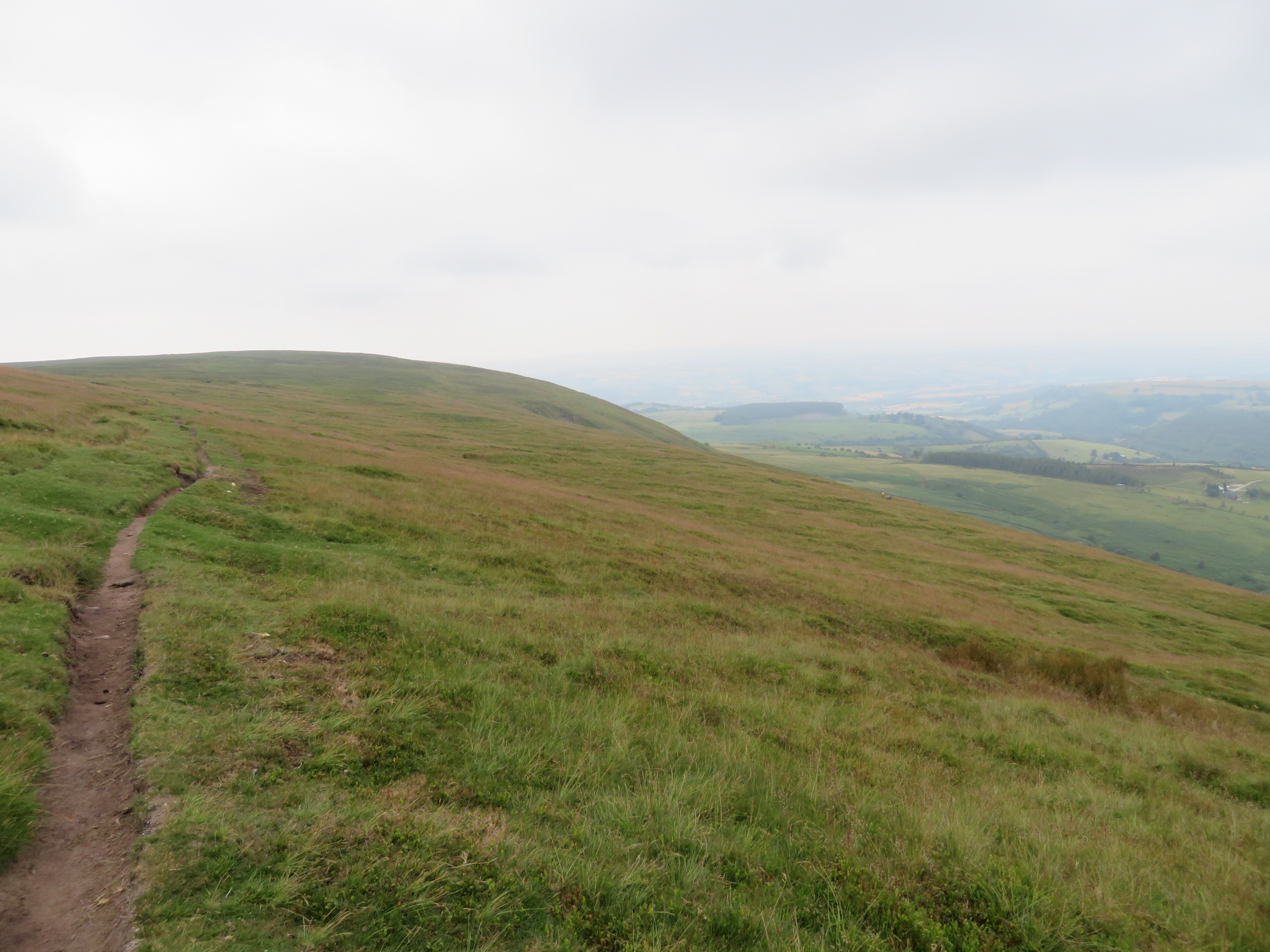 United Kingdom England/Wales, Offa's Dyke Path, Hatterrall Ridge north flank, Walkopedia
