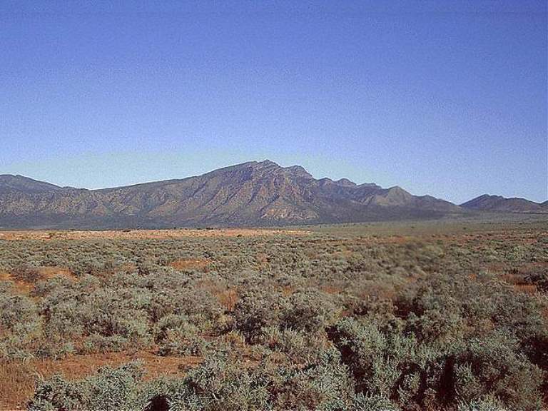 © Flickr user - Mick Stanic Flinders Ranges : © Flickr user - Mick Stanic