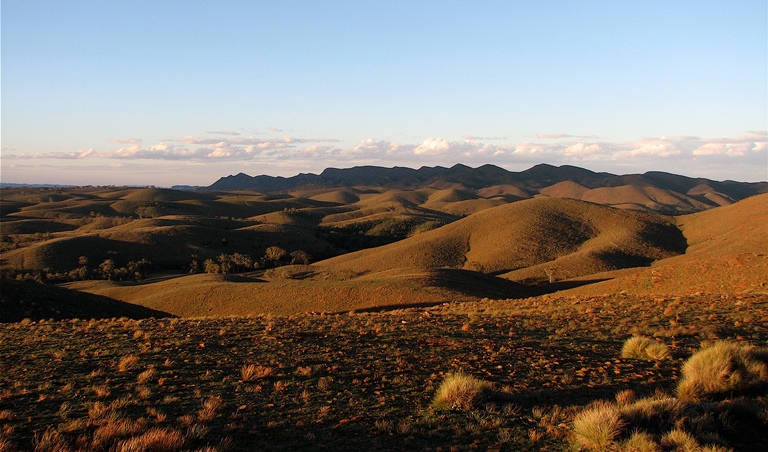 Sunset - © Flickr user - Drew Douglas Flinders Ranges : Sunset - © Flickr user - Drew Douglas