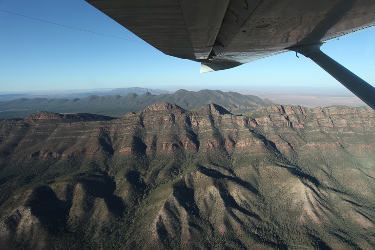 Australia South Australia/Flinders, Wilpena Pound, , Walkopedia