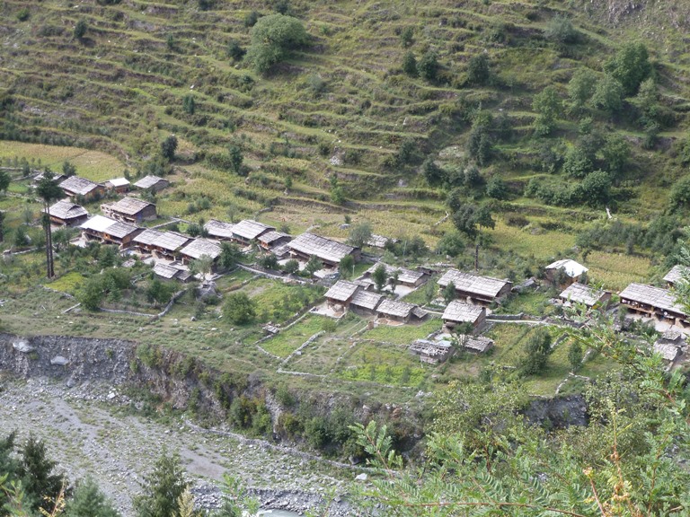 India NW:Himachal Pradesh, Across the Bara Bhangal and Dhaula Dhar Ranges , Bara Bhangal , Walkopedia