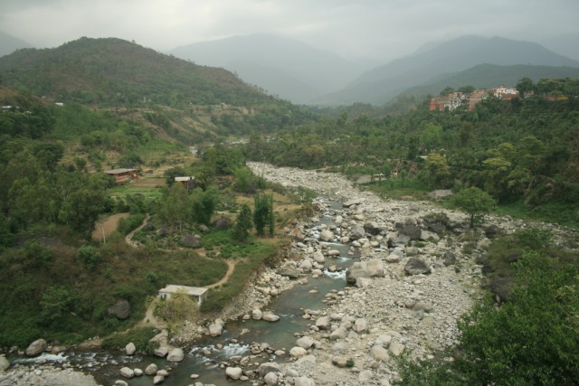 Kangra valley - ©Flickr user Karunakar Guntapalli Across the Bara Bhangal and Dhaula Dhar Ranges : Kangra valley - ©Flickr user Karunakar Guntapalli