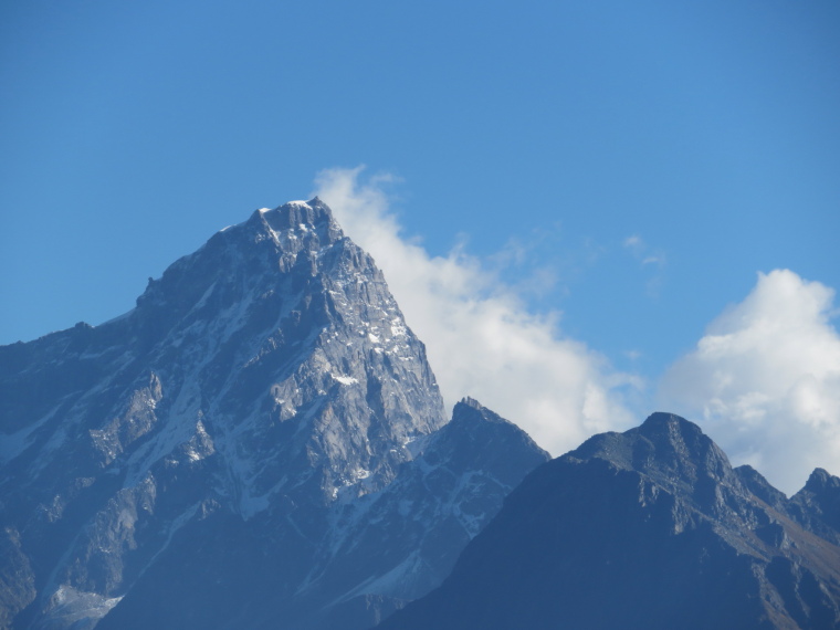 India NW: Uttarakhand/Garwhal, Nanda Devi Area, View from Kuari pass , Walkopedia