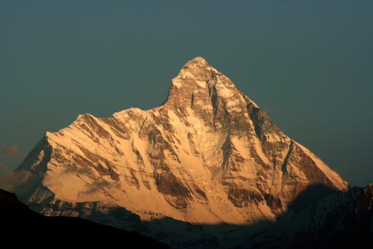 India NW: Uttarakhand/Garwhal, Nanda Devi Area, Nanda devi - from Auli, Walkopedia