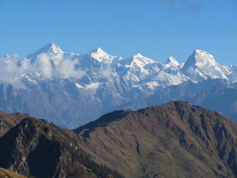 India NW: Uttarakhand/Garwhal, Kuari Pass (Curzon Trail) , View from Kuari pass, Walkopedia