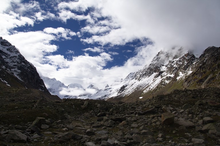 India NW:Himachal Pradesh, Hampta Pass, Looking back , Walkopedia