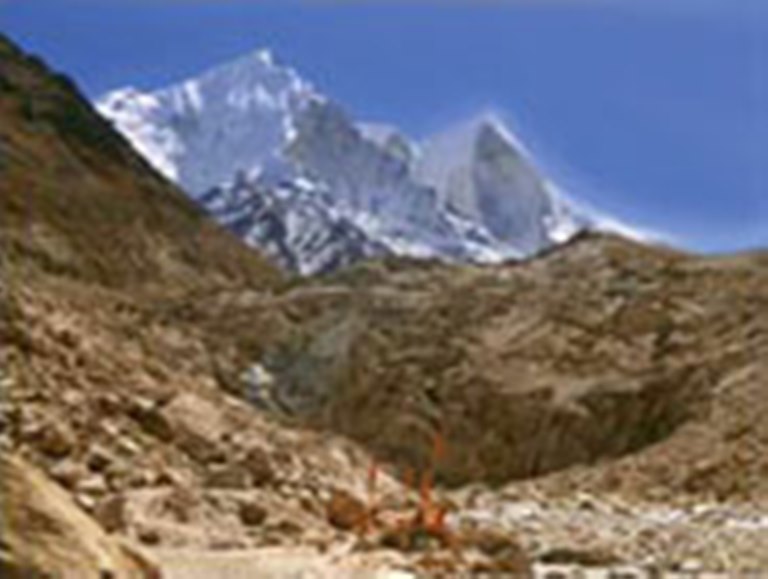 © Wikipedia user Priyanath... Kush Kalyan/Garwhal Lakes: © Wikipedia user Priyanath...