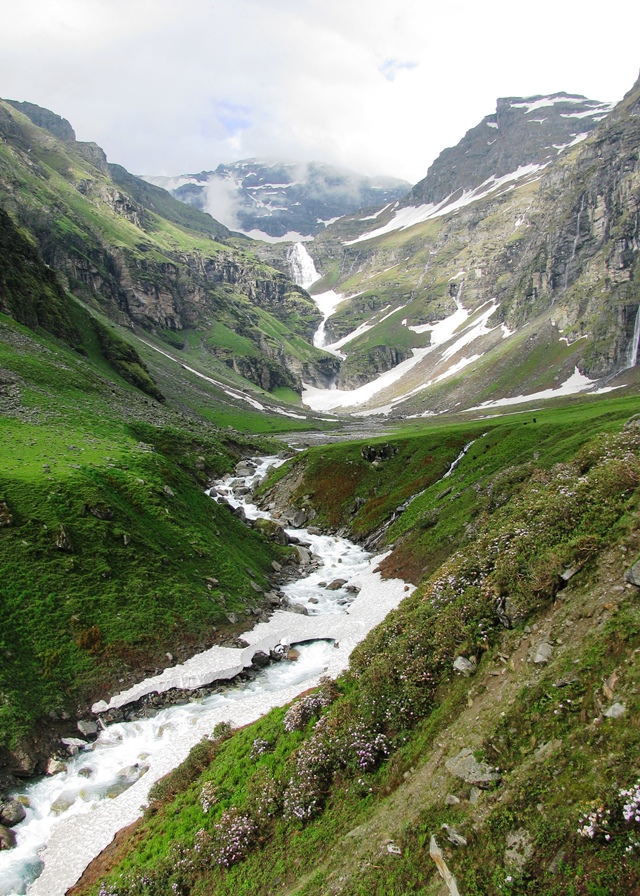 © Ajay Bhandari flickr user... Rupin Pass: © Ajay Bhandari flickr user...