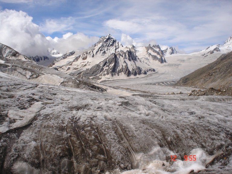 Khatling Glacier - ©deepak kalappa flickr user Khatling Glacier: Khatling Glacier - ©deepak kalappa flickr user