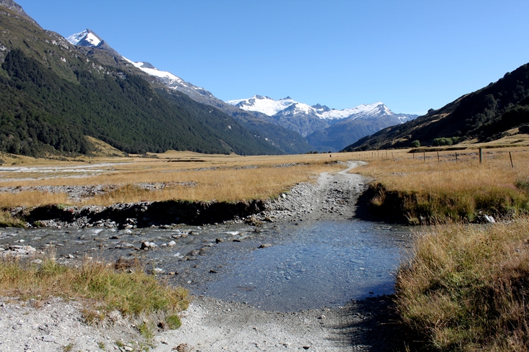Rees-Dart Track: New Zealand Hiking the ReesDart Track - ©  Eli Duke flickr user 