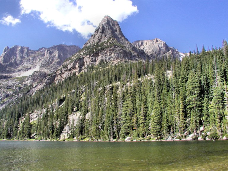 USA Western/Rocky Mountain NP, Odessa Lake, Little Matterhorn from Odessa Lake , Walkopedia