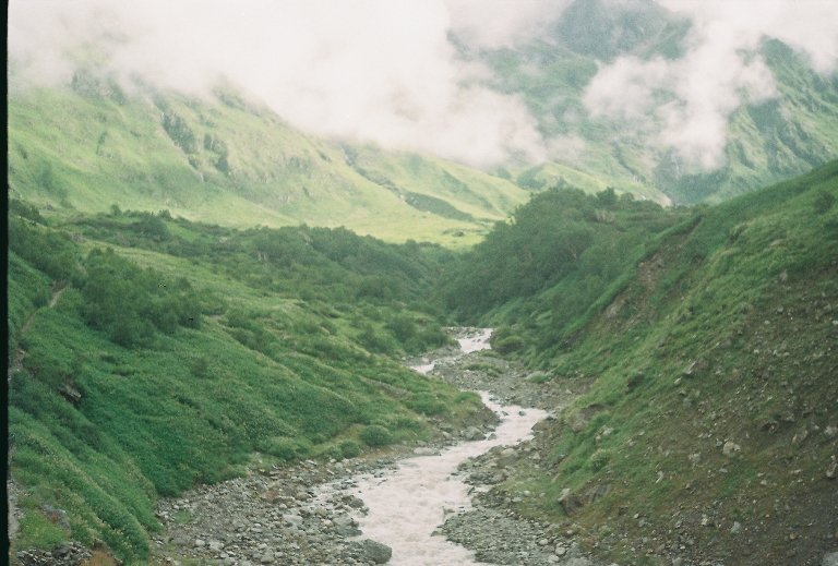 India NW: Uttarakhand/Garwhal, Valley of the Flowers and Hem Kund, Way to Valley of Flowers, Walkopedia