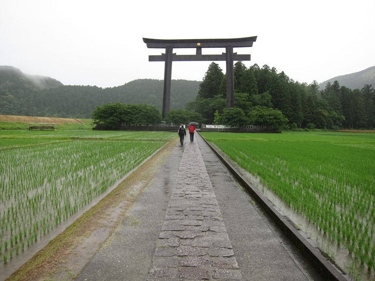 Nakahechi Trail 
Hongu grand Torii gate  - © William Mackesy