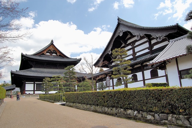 Tofuku-ji - © Flickr user jpellgen Fushimi Inari, Kyoto: Tofuku-ji - © Flickr user jpellgen
