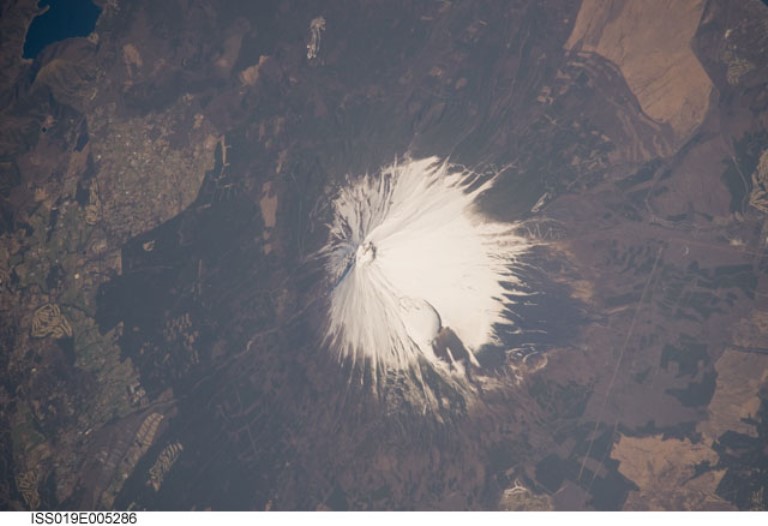 Japan Tokyo Region, Fuji-san (Mount Fuji) Area, Mount Fuji NASA International Space Station Science , Walkopedia