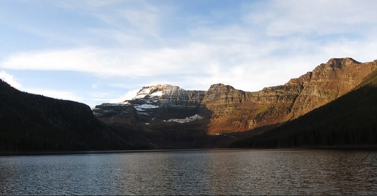 Canada Alberta: Waterton Lakes, Carthew-Alderson Trail, Cameron Lake , Walkopedia