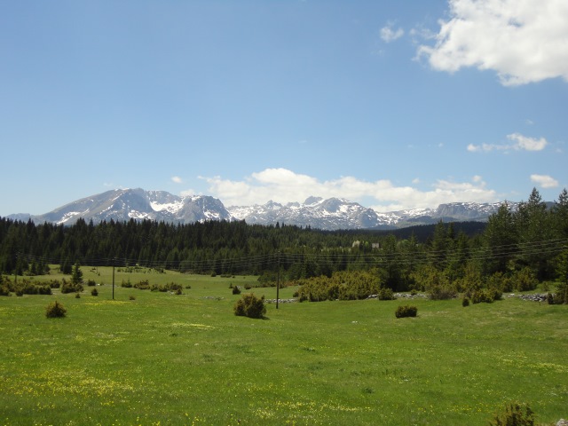 Montenegro, Durmitor National Park, Different views of the Durmitor massif , Walkopedia