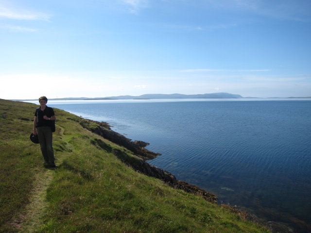 United Kingdom Scotland Orkney Islands, Hunda Reef, Burra, Over Scapa Flow to Hoy, Walkopedia