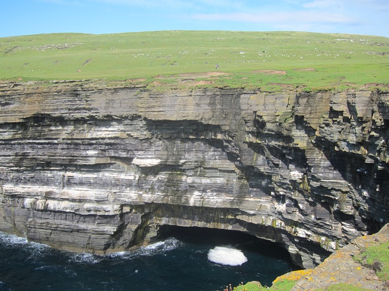 United Kingdom Scotland Orkney Islands, North-west Coast, Westray, Sea cave near Noup Head, Walkopedia