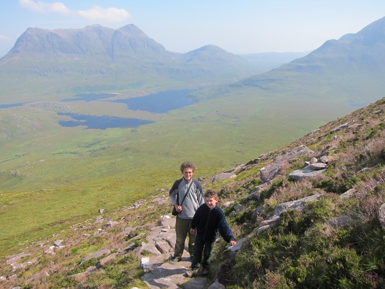 United Kingdom Scotland NW Highlands Assynt, Stac Pollaidh, Descent, Cul Mor behind, Walkopedia