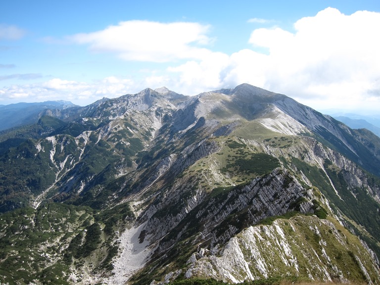 Slovenia Julian Alps, Lower Bohinj Ridge, Along Lower Bohij Ridge from Sija, Walkopedia