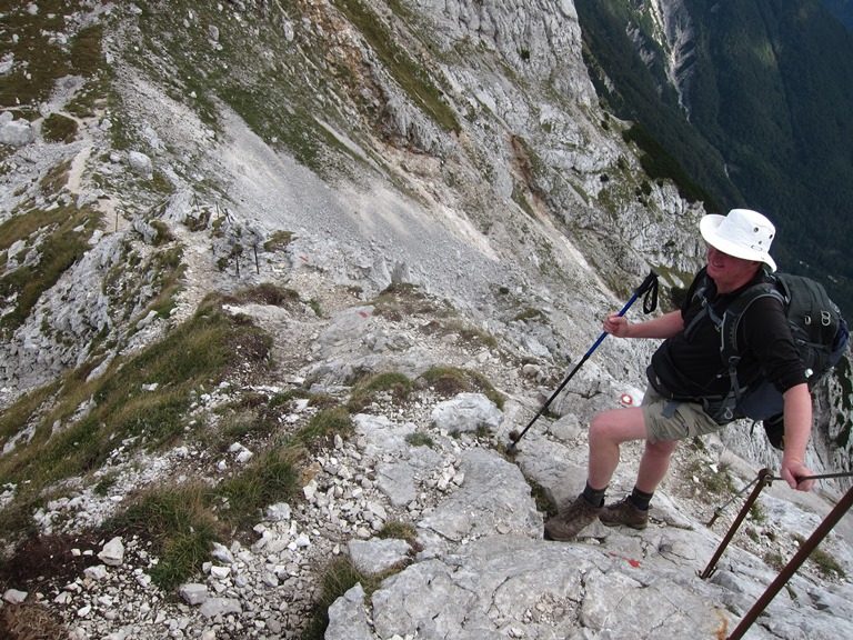 Slovenia Julian Alps, Lower Bohinj Ridge, Sharp spine below Vogel, Walkopedia