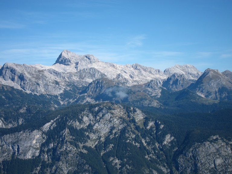 Slovenia Julian Alps, Lower Bohinj Ridge, Triglav from Vrh Planje, Walkopedia