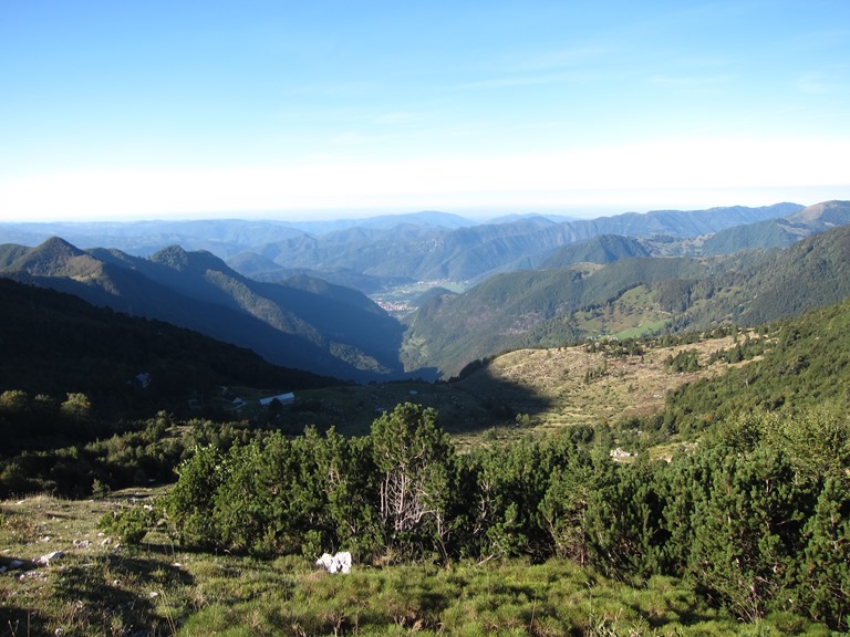 Slovenia Julian Alps, Grand Bohinj Horseshoe, Above Razor hut, Walkopedia