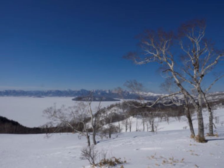 Hokkaido Walking : Lake Kussharo - © Walk Japan