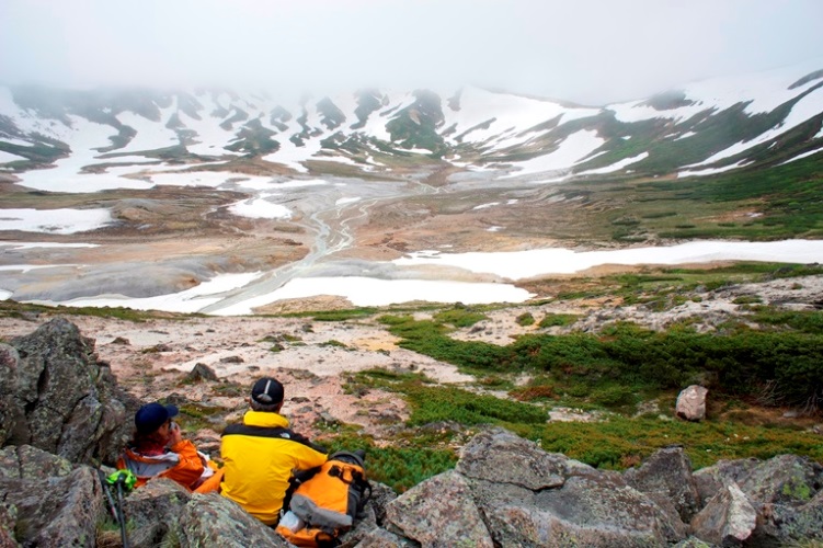 Japan Hokkaido: Daisetsu-zan, Daisetsu-zan NP, Daisetsuzan, Ohachidaira Caldera, Walkopedia