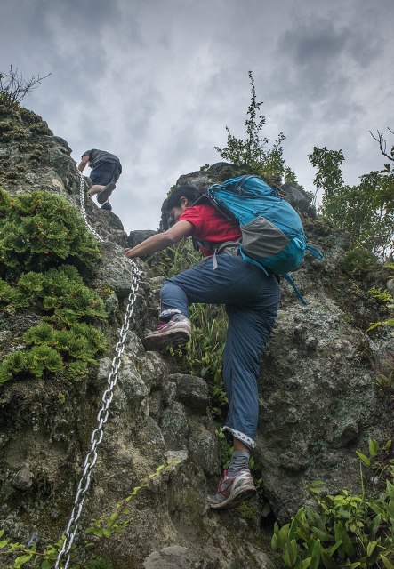 Japan Kyushu, Kunisaki Peninsula, Climbing chains, Walkopedia