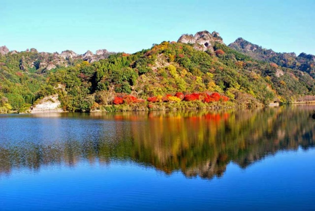 Nameishi Dam - © Walk Japan... Kunisaki Peninsula: Nameishi Dam - © Walk Japan...