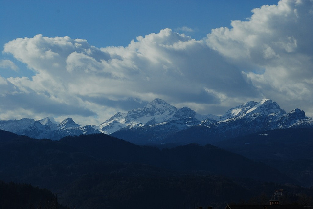 Slovene Mountain Trail: © flickr user - Ting Chen