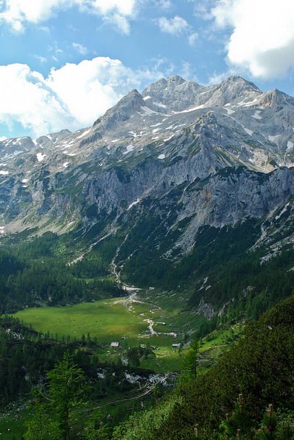 © flickr user - Ted Scodras Slovene Mountain Trail: © flickr user - Ted Scodras
