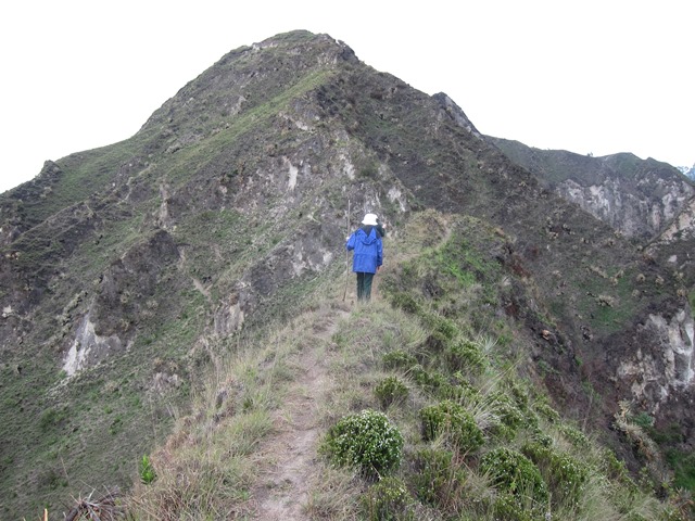 Ecuador Central Andes:Quilotoa Area, Lake Quilotoa Area, , Walkopedia