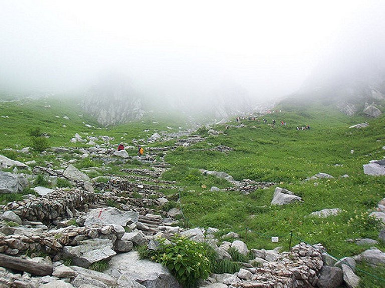 Japan Japanese Alps (Chubu), Kiso-Koma-ga-Take and Utsugi-dake loop, Mt. Kiso-Komagatake trekking, Walkopedia