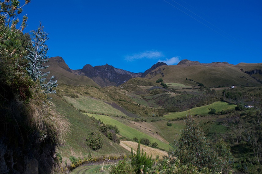 Ecuador Northern Andes: Otavalo Area, Cerro Imbabura, Imbabura, Walkopedia