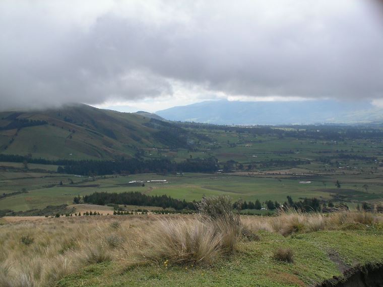 Ecuador Andes: Quito Area, El Chaupi, El Chaupi, Walkopedia