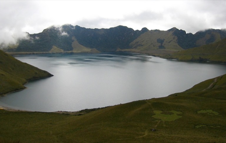 Ecuador Northern Andes: Otavalo Area, Otavalo Area, Lagunas de Mojanda , Walkopedia