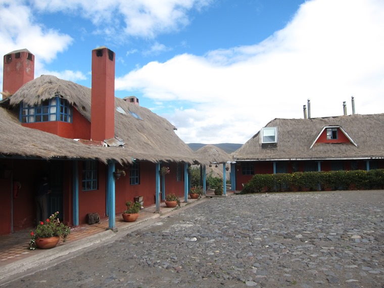 Ecuador Central Andes: Cotopaxi Area, Cerro Ruminahui, , Walkopedia