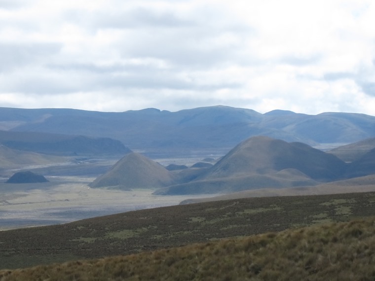 Ecuador Central Andes: Cotopaxi Area, Cerro Ruminahui, Very volcanic plain north of Cotopaxi, Walkopedia