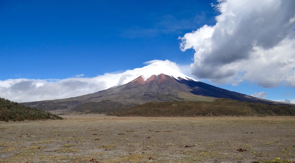 Ecuador Central Andes: Cotopaxi Area, Volcan Cotopaxi, Cotopaxi, Walkopedia