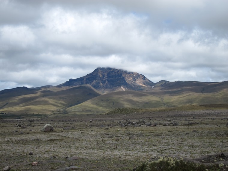 Ecuador Central Andes: Cotopaxi Area, Cerro Sincholagua, Sincholagua and blast-thrown boulders, Walkopedia