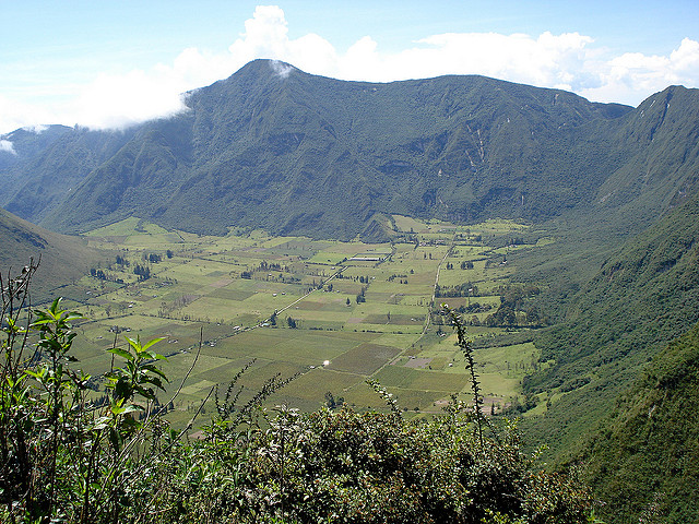 Ecuador Andes: Quito Area, Pululahua Crater, , Walkopedia